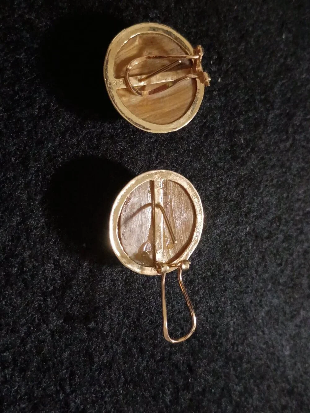 Vintage Solid 14K Yellow Gold Banded Agate Earthtone Statement Button Omega Back